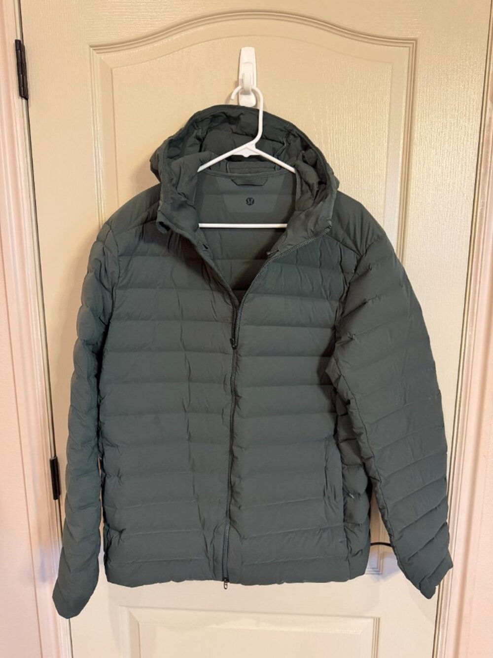 Lululemon Navigation Down Hoodie - XL